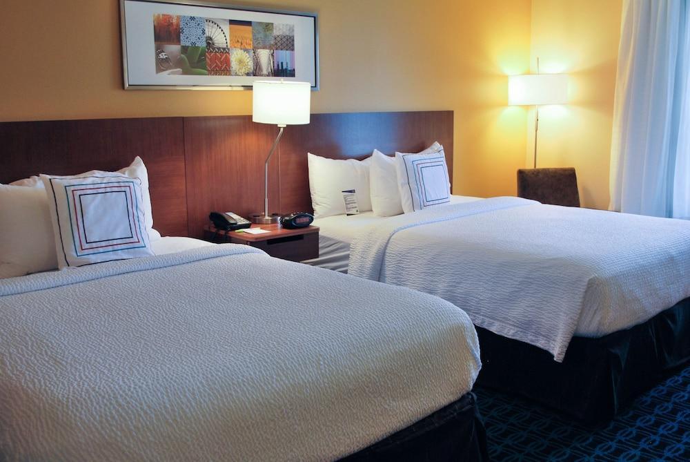 Fairfield Inn Kansas City Downtown/Union Hill Екстериор снимка