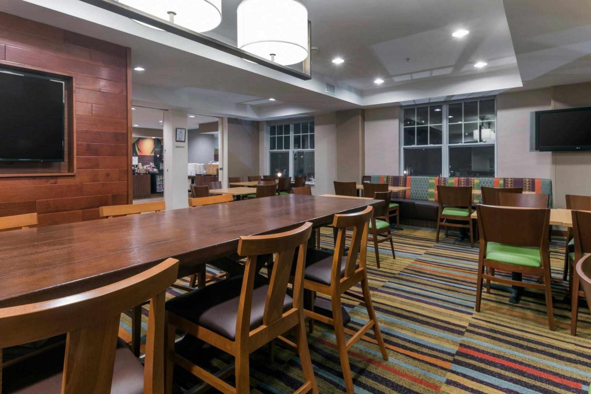 Fairfield Inn Kansas City Downtown/Union Hill Екстериор снимка